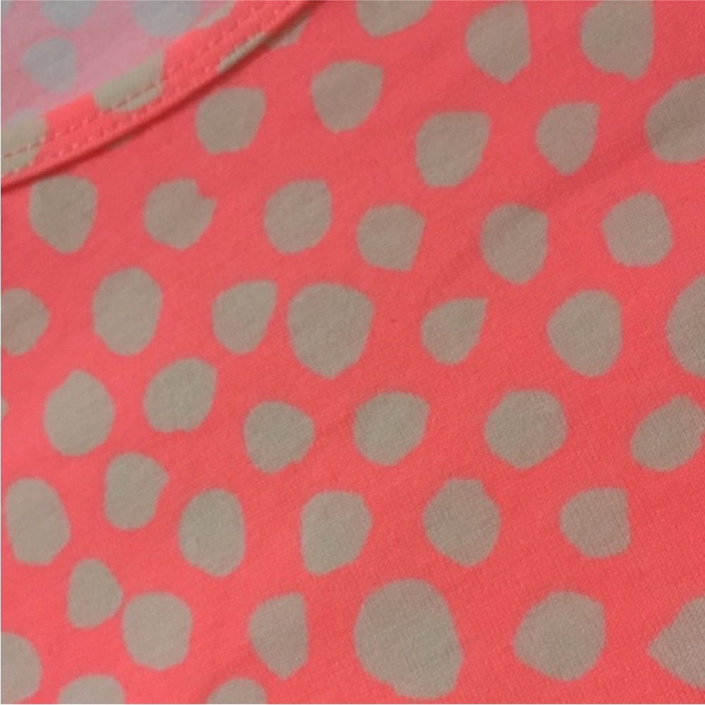 LuLaRoe Lynnae Neon Orange Cream Polka Dot Scoop Neck High Low Long Sleeve Top - Picture 5 of 12